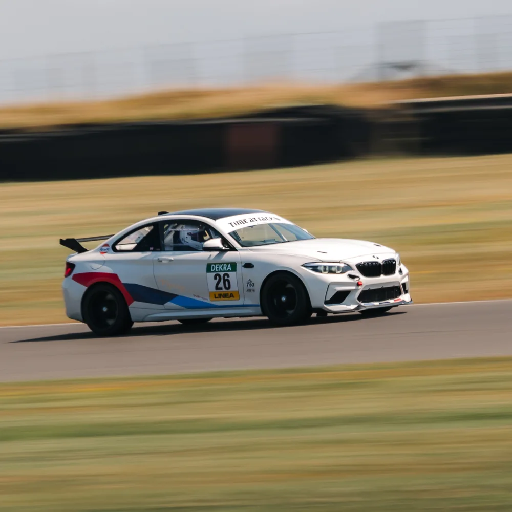 Car on circuit at a Driven+ Anglesey trackday, photo 8