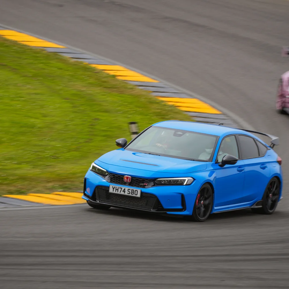 Car on circuit at a Driven+ Anglesey trackday, photo 17